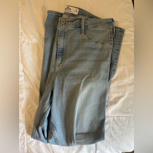 Hollister light wash jeans size 13R - Picture 7 of 7